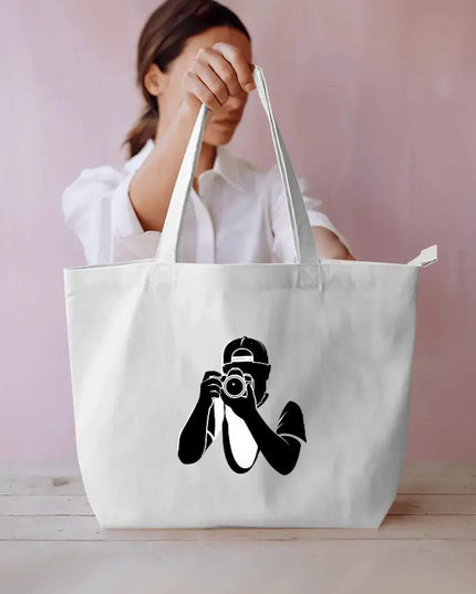 Men Photographer : Everyday Large Tote Bag - Peepri