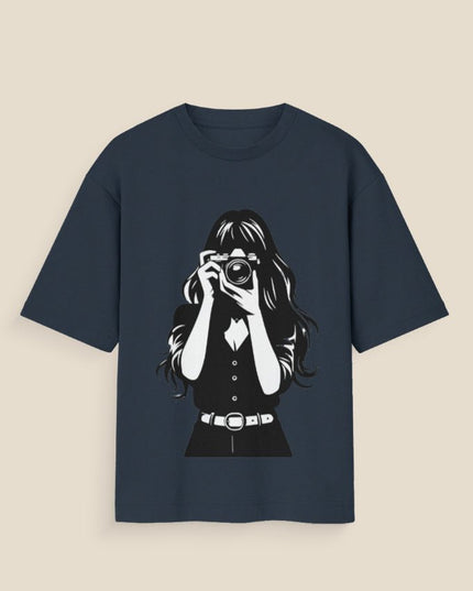 Women Photographer : Printed Oversized T-Shirt - Peepri