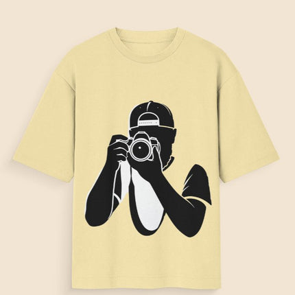 Men Photographer : Printed Oversized T-Shirt - Peepri