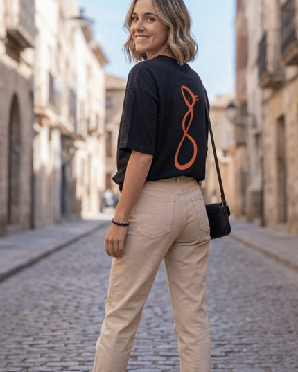 Noir Muse Graphic Oversized T-Shirt – White | 100% Cotton | Relaxed Fit Unisex Tee - Peepri